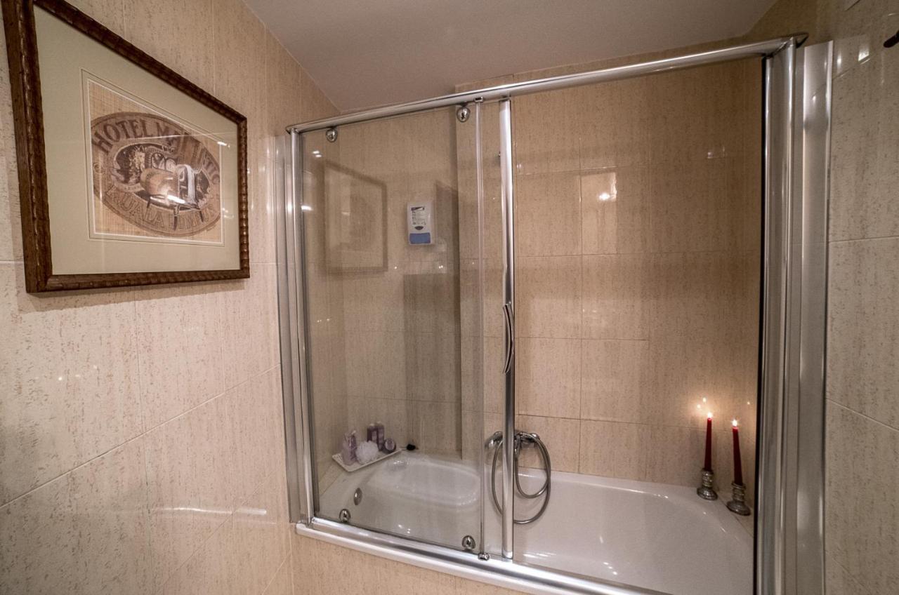 Sea & Wave Palencia Superior Pool Apartment مالقة المظهر الخارجي الصورة